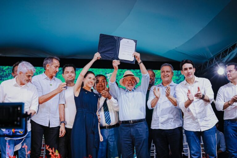 Raquel Lyra e Lula inauguram Barragem Panelas II e anunciam retomada de Igarapeba após mais de 10 anos de espera