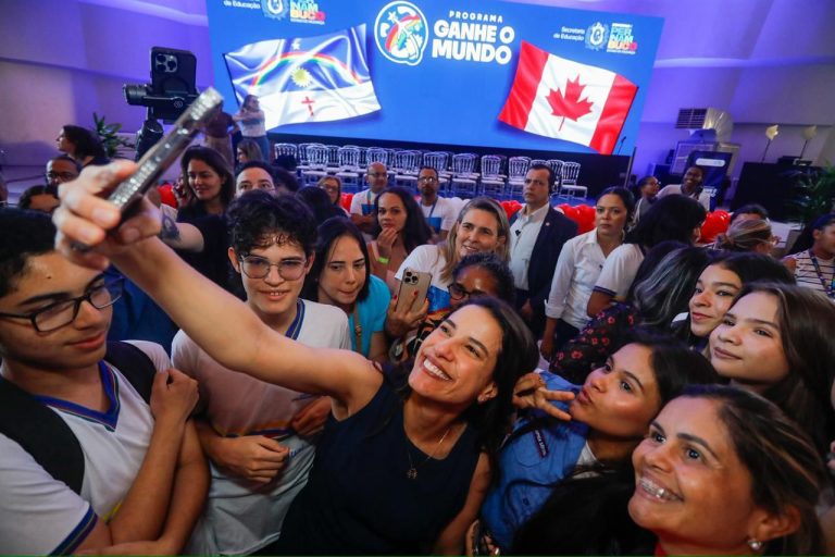 Governo de Pernambuco abre inscrições para duas mil vagas do Ganhe o Mundo com intercâmbios internacionais